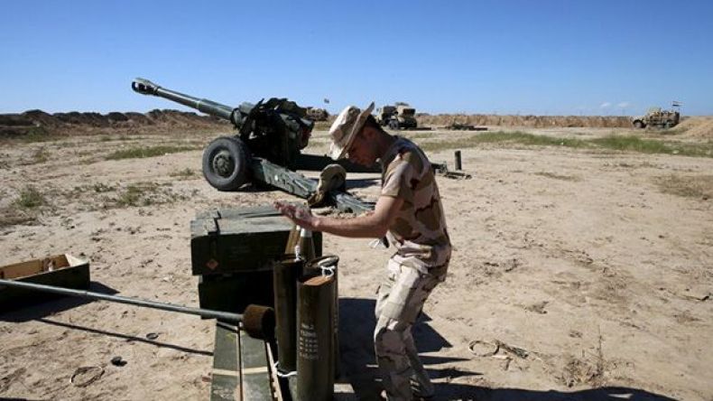 القوات العراقية تهاجم مواقع لـ”داعش” جنوبي الموصل