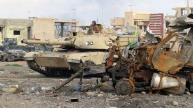 مقتل ستة جنود عراقيين في هجوم انتحاري في الأنبار