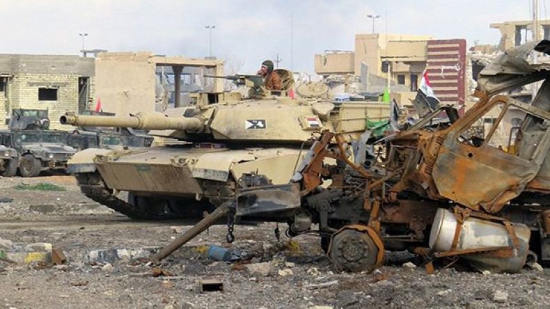 مقتل ستة جنود عراقيين في هجوم انتحاري في الأنبار