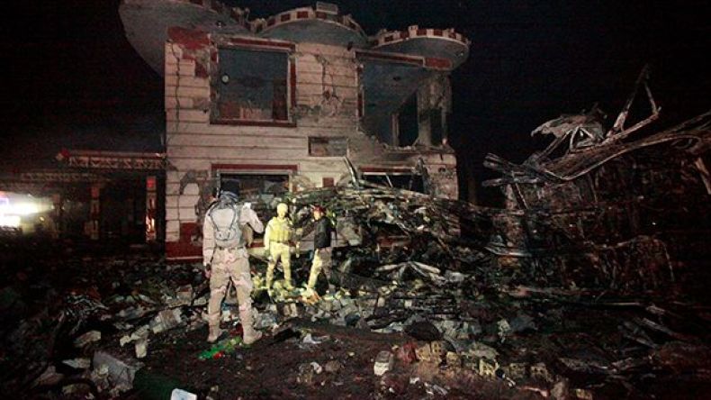 مقتل 100 أغلبهم إيرانيون في تفجير انتحاري في العراق