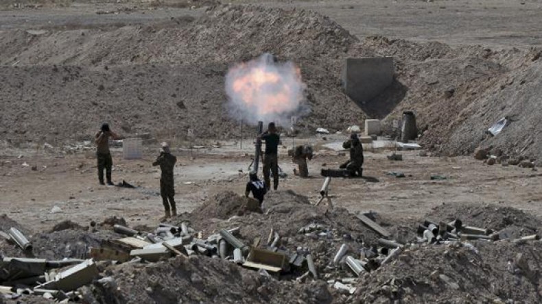 ميليشيات شيعية تنتشر من قاعدة قرب الرمادي