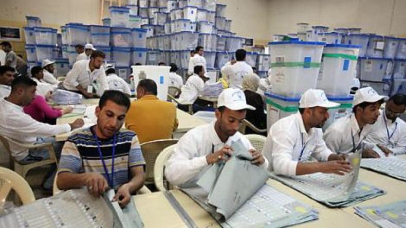 إعلان نتائج الانتخابات في العراق الاثنين وترجيح بقاء المالكي