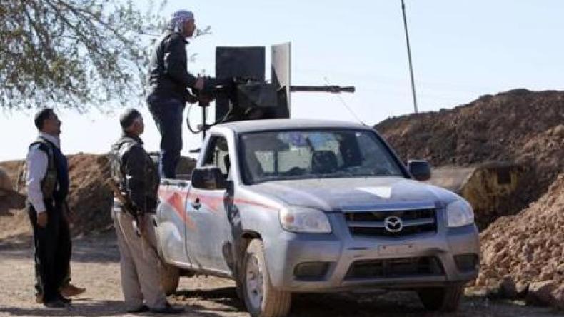 جماعة متشددة تستولي على حي شرقي دمشق