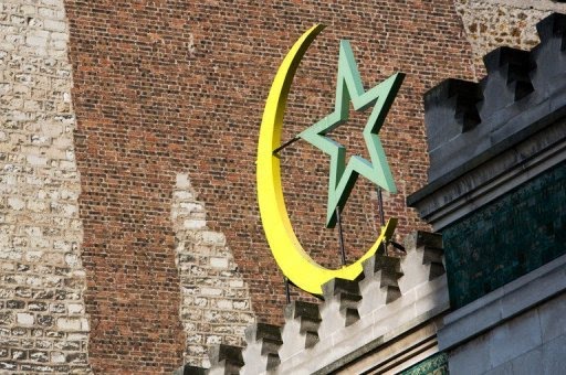 Mosque of Paris Aims at Affiliating all Algerian Religious Associations in France