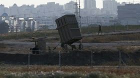 طائرات الاحتلال تشن غارة على قطاع غزة