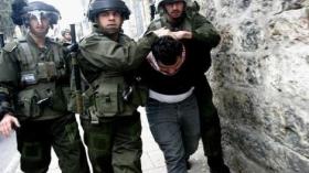 الاحتلال يعتقل فلسطينياً يشتبه في قيامه بطعن شرطيين اثنين