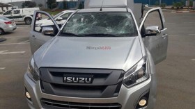 فلسطينيون يصيبون جندييْن إسرائيلييْن ويأخذون سلاح أحدهما