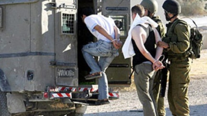 الاحتلال يعتقل 14 فلسطينياً في الضفة و12 صياداً في غزة