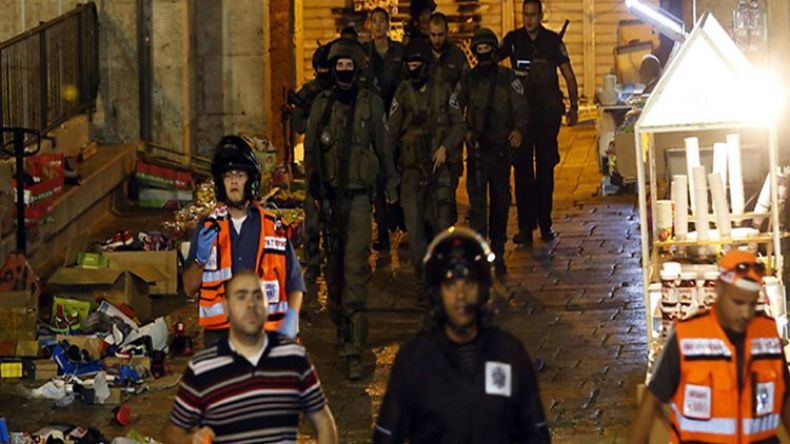 الاحتلال يمنع الفلسطينيين من دخول البلدة القديمة في القدس