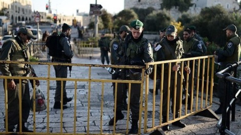 جيش الاحتلال يعتقل خمسة فلسطينيين في الضفة