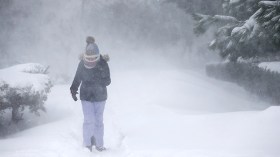 عاصفة ثلجية تضرب إسطنبول وتشل الحركة فيها