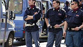 روما تطرد جزائريا مدانا في قضايا إرهابية