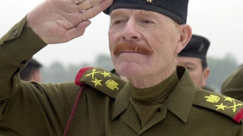 عزة الدوري.. “شبح” تقتله الإشاعات فقط