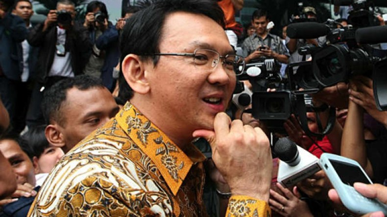 اتهام حاكم جاكرتا “بإهانة القرآن”