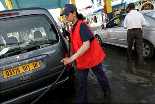 7,000 PLUS JOBS OPEN IN ALGERIA