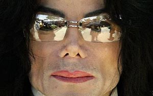 Michael Jackson spent Â£4 million on statues while heavily in debt