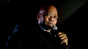 الحزب الحاكم يقرر إقالة الرئيس زوما