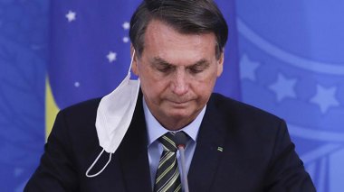 Le président brésilien condamné à “indemniser” une “journaliste”