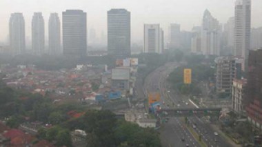Jakarta frappée par deux attentats à la bombe