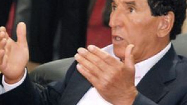 جلود : القذافي ليست لديه الجرأة لينتحر وقد يكلف أحد المقربين منه بقتله