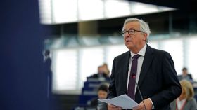 ترامب يجهل أوروبا ويشكل خطراً على العلاقات