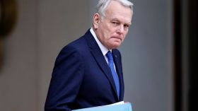 فرنسا تعقد اجتماعاً لبحث “الحرب الشاملة” في سوريا