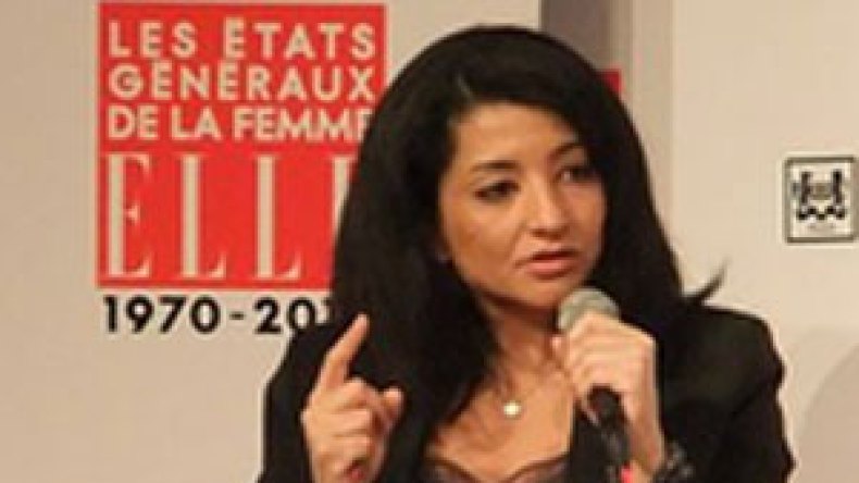 لن نسحب الجنسية الفرنسية من حملة المزدوجة