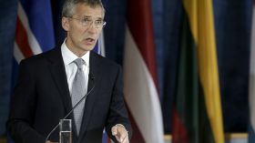 حلف الأطلسي: دعم روسيا للأسد يطيل أمد الصراع