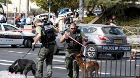 استشهاد فلسطيني قتل إسرائيليين اثنين بالرصاص في القدس