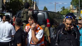 مقتل ثلاثة إسرائيليين في هجمات في القدس وتل أبيب