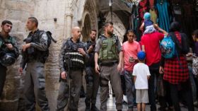 131 مستوطناً يقتحمون ساحات المسجد الأقصى