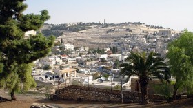 شرطة الاحتلال تغلق منزل فلسطيني نفّذ عملية في القدس