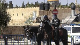 إصابة شرطي إسرائيلي إثر عملية طعن في القدس