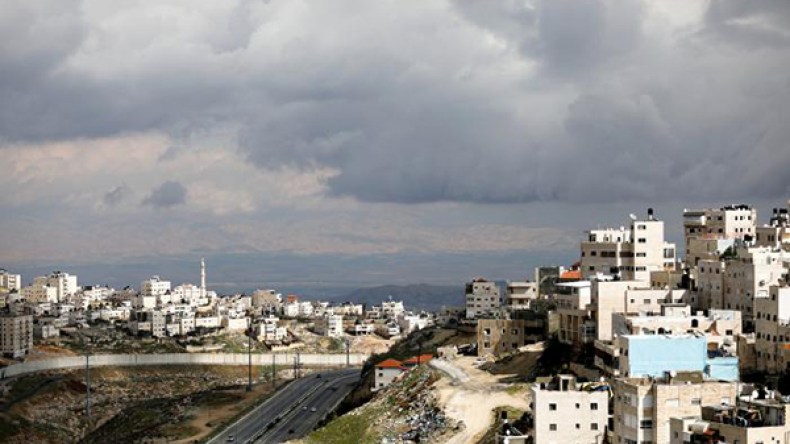 الفلسطينيون يحذرون ترامب من التخلي عن حل الدولتين