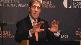 كيري: حل الأزمة السورية أشبه بـ”رسم طريق للخروج من الجحيم”