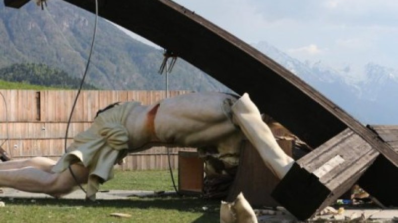 إيطاليا: تمثال للبابا يوحنا الثاني يقتل شاباً