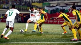 ثورة المؤخرة تطيح بالقمة والعميد يخطف “الكلاسيكو”