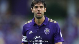 كاكا يعتزل الكرة رسمياً