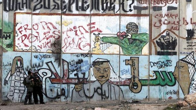 استشهاد فلسطيني برصاص الاحتلال شمال القدس