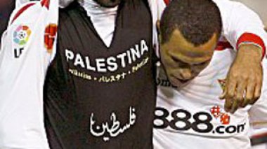 Kanoute fined for supporting Gaza