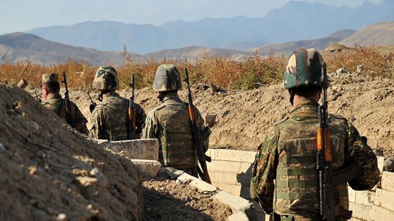 مقتل أربعة جنود أرمن وآخر أذري في مواجهات بين الجانبين