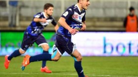 “عزاموم” يحرز هدفا ممتازا