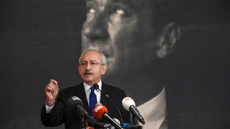 المعارضة التركية تدعو إلى إلغاء نتائج الاستفتاء