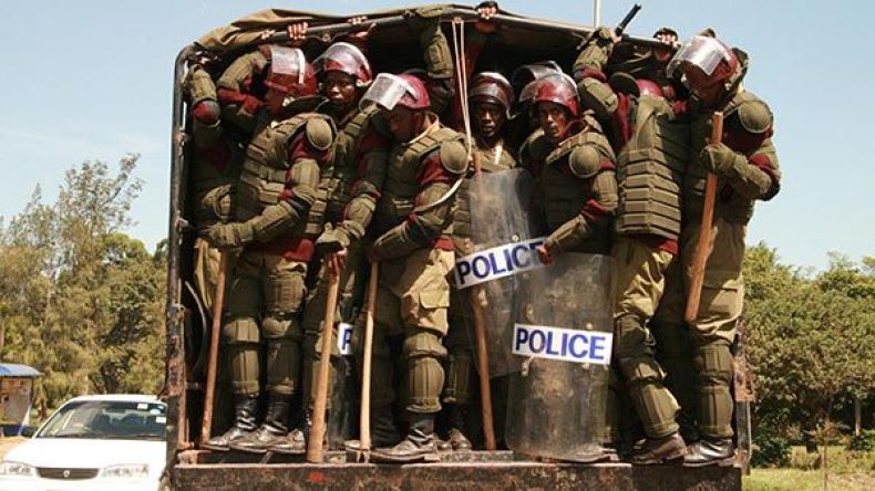 كينيا تعتقل شخصين يشتبه بأنهما يدبران لهجمات إرهابية لصالح إيران