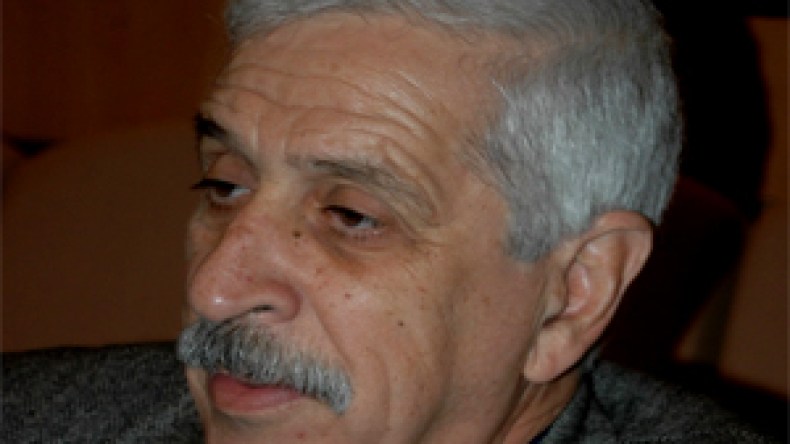 عمر‭ ‬كزال‭ ‬يفارق‭ ‬الحياة‭ ‬بعد‭ ‬صراع‭ ‬مرير‭ ‬مع‭ ‬المرض