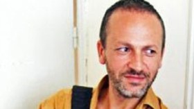 خالد سيد مهند:زبانية نظام الأسد هددوا باقتلاع قلبي وقطع عضوي الحساس