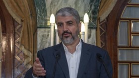 مشعل: إسرائيل طلبت من حماس الإفراج عن أسيرين وجثتين