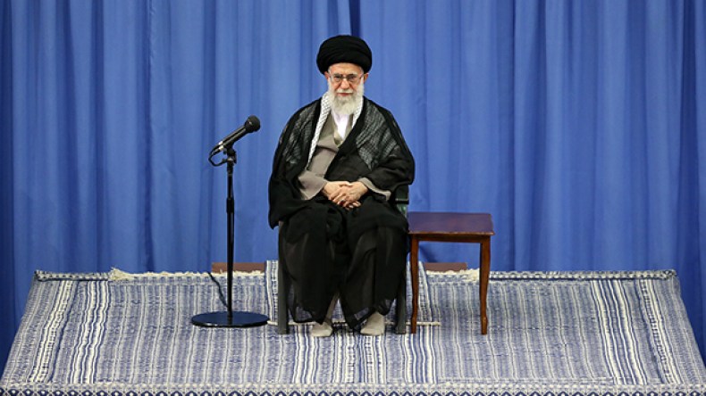 إيران تنفي تلقيها دعوة من السعودية لمناقشة عودة حجاجها