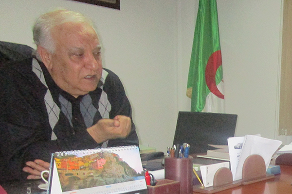 Late President Chadli's Brother to Ecohrouk: “Chadli Did Not Write His Resignation”