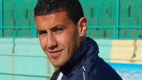 حناشي التقى خليلي وبقاؤه في الكناري محتمل